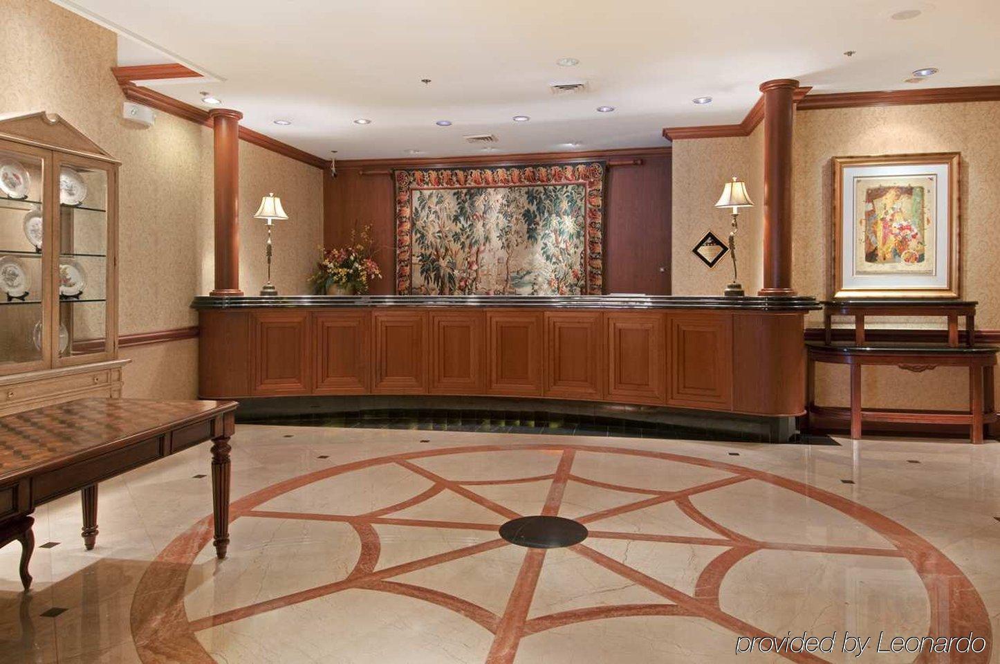 Hilton Chicago/Northbrook Hotel Interior photo